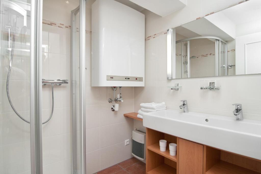 Schützenhof Aparthotel Sattendorf Habitación foto
